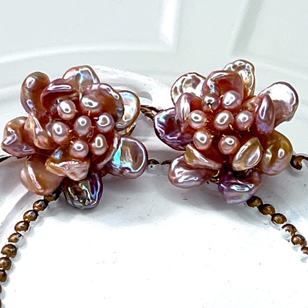 🌺🌺 Handmade Premium Double Layer Keshi Pearl Flower 🌺 Hoop Earrings